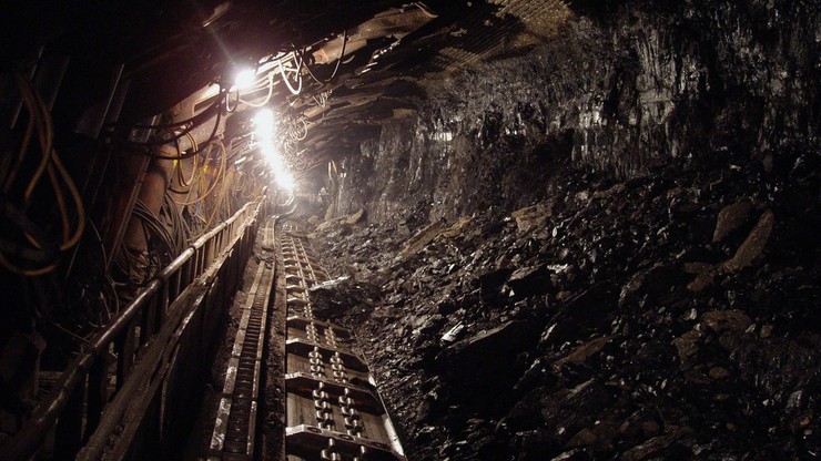 Wypadek w kopalni. 37-latek wpadł do szybu
