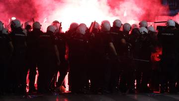 Podczas protestów w Belgradzie doszło do starć z policją. Zatrzymano kilkadziesiąt osób, a kilka zostało rannych.