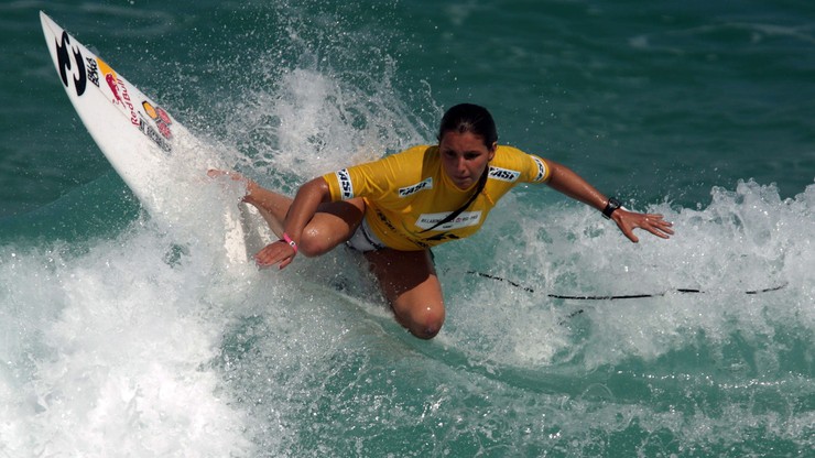 Brazylijska surferka z rekordem Guinnessa! Rekordowa fala w Nazaré