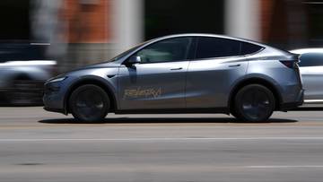 Nowy projekt Elona Muska. Robotaxi ruszyły na ulice