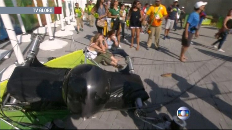 Telewizyjna kamera runęła obok kibiców w Rio. Są ranni
