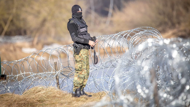 Polsko-białoruska granica. SG: Strzały z broni sygnałowej po białoruskiej stronie