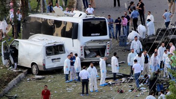 Wybuch samochodu-pułapki w Turcji. Zginęły 3 osoby, 45 jest rannych