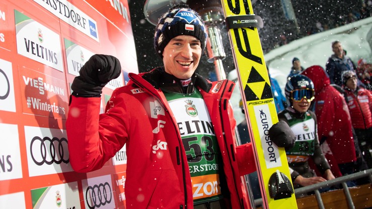 PŚ w skokach: Stoch w czołówce na liście płac. Kobayashi na czele