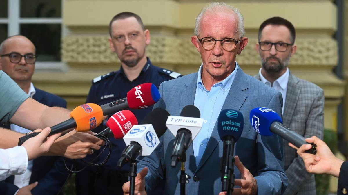 "Ta noc będzie trudna". Wiceszef MSWiA ostrzega południe Polski