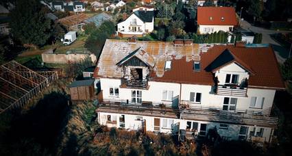Prawdziwy pożar w fikcyjnym bloku. Urzędy umywają ręce. Dramat rodzin z Dębogórza.
