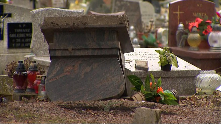 Zniszczone nagrobki dzieci na cmentarzu w Olsztynie. Mężczyzna z nagrania zatrzymany