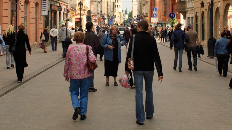 GUS: od 2011 r. liczba Polaków zmniejszyła się o prawie pół miliona