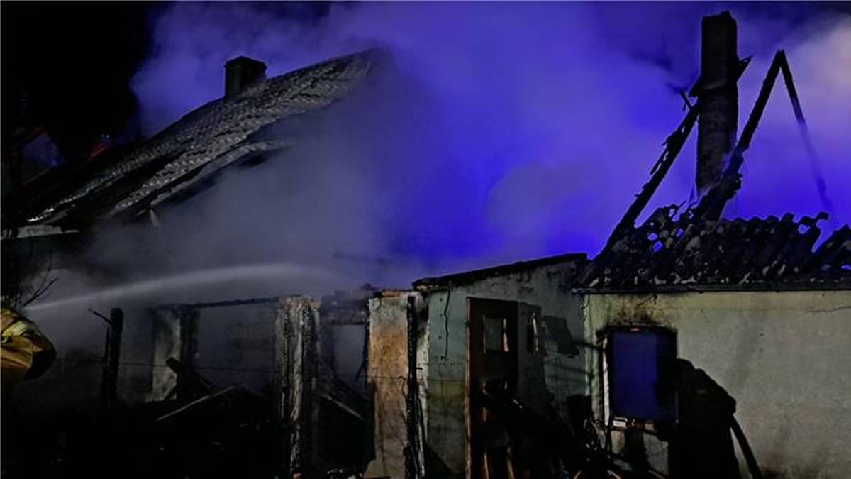 Domy spłonęły tuż przed Bożym Narodzeniem. Jeden z nich całkowicie