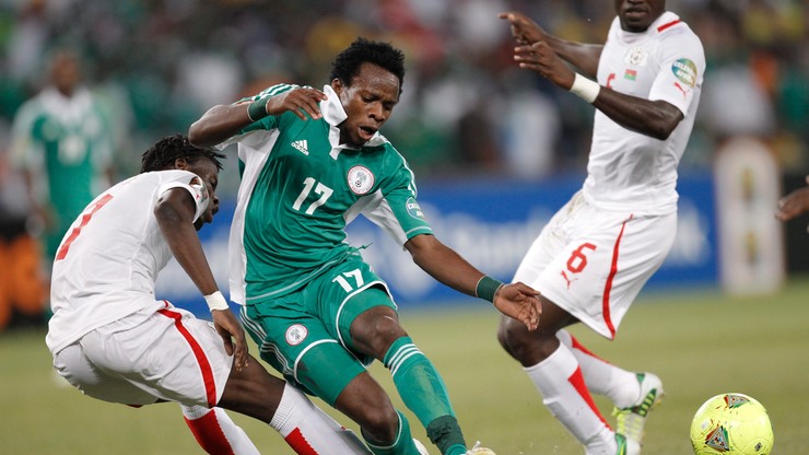 Bandyci zaatakowali maczetami ojca nigeryjskiego piłkarza i obrabowali jego dom