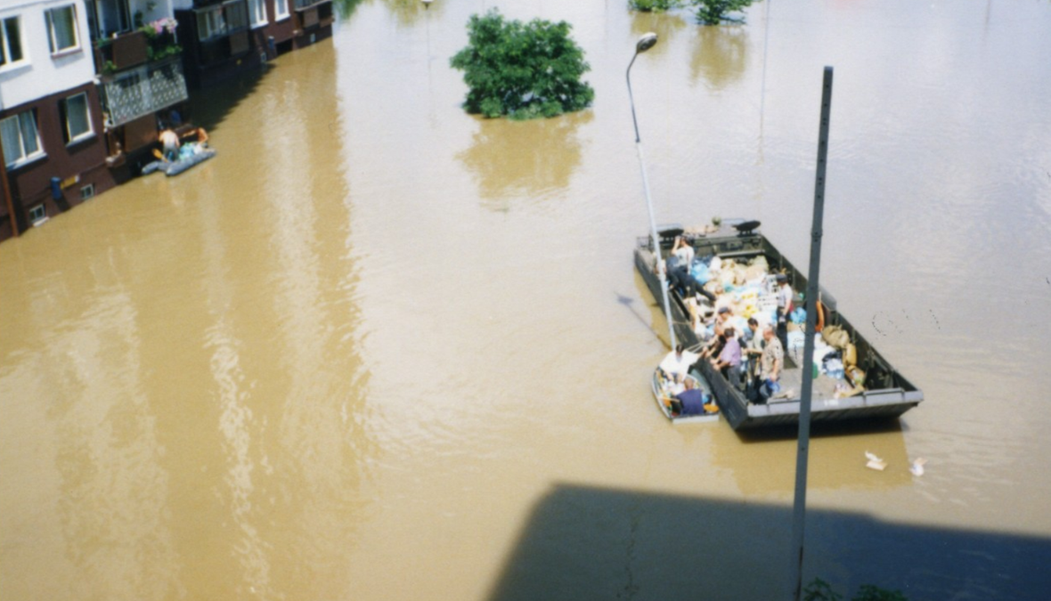 PTS w 1997 roku w zalanym Wrocławiu