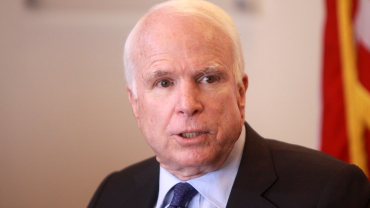 McCain apeluje do Trumpa o pomoc Ukrainie w obliczu ataków Rosji