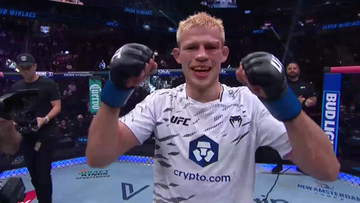 Co za walka! Wikłacz z triumfem w debiucie w UFC!