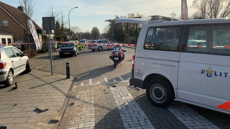 Pościg za Polakiem, który próbował rozjechać policjanta w Holandii. Padły strzały