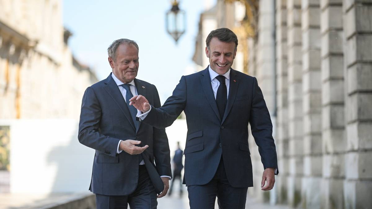 Spotkanie "koalicji chętnych". Donald Tusk jedzie do Paryża
