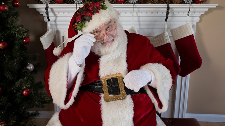 Po wizycie Świętego Mikołaja: ponad 100 osób zakażonych, jedna nie żyje