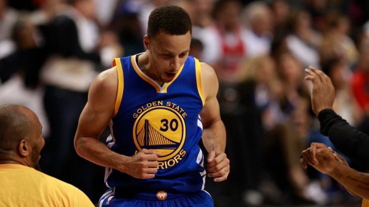 Curry tworzy historię także jako MVP