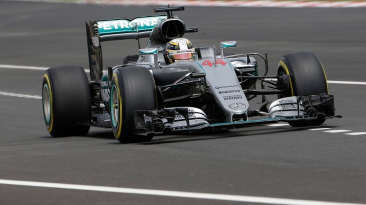 Formuła 1: Hamilton najlepszy w kwalifikacjach do Grand Prix Malezji
