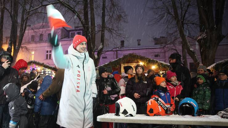 Paweł Wąsek uroczyście powitany