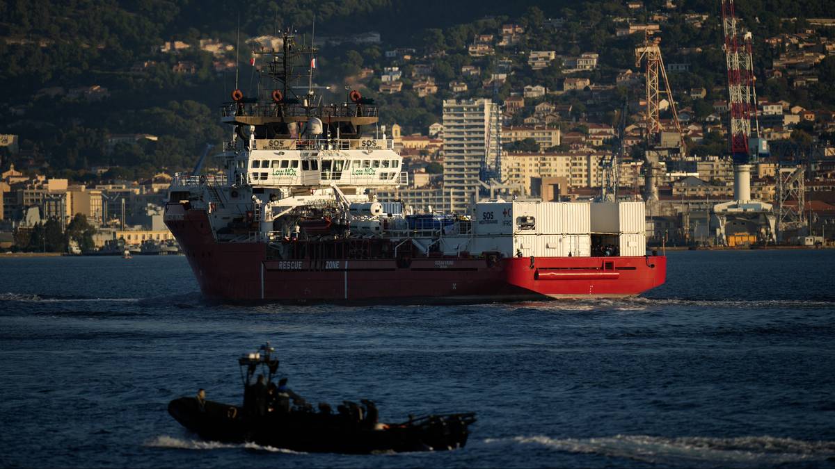 Ratowali migrantów z morza. Ostrzelano ich "bez żadnego ostrzeżenia"
