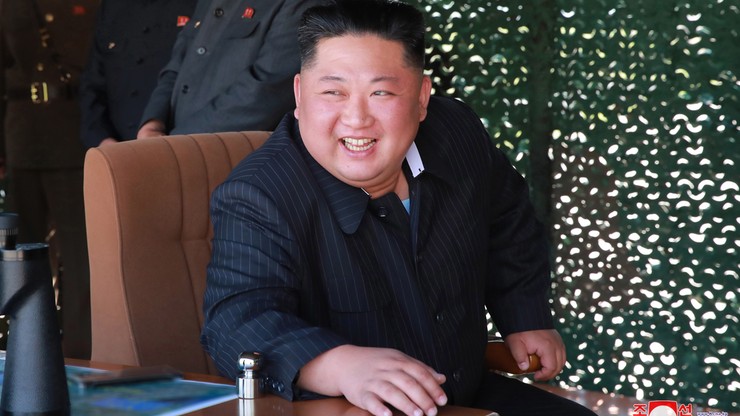 KCNA: Kim Dzong Un osobiście nadzorował testy balistyczne