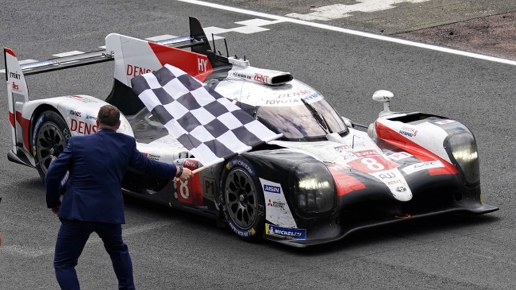 Alonso, Nakajima i Buemi zwycięzcami 24-godzinnego wyścigu Le Mans