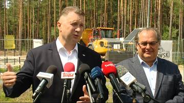 Czarnek punktuje Morawieckiego. 