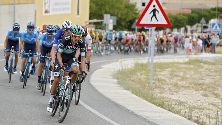Vuelta a Espana: Jakobsen wygrał w El Puig, Sajnok siódmy