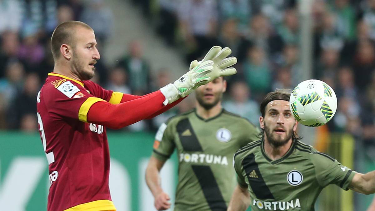 Grał w Polsce, teraz kupuje go Napoli! Hitowy transfer bramkarza