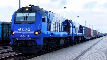 Do Polski zmierza pociąg towarowy z Chin. 50 kontenerów i długi na kilometr