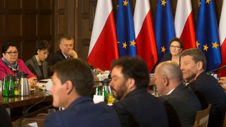 Sondaż TNS Polska: Polacy krytycznie o pracy rządu, pozytywnie o prezydencie