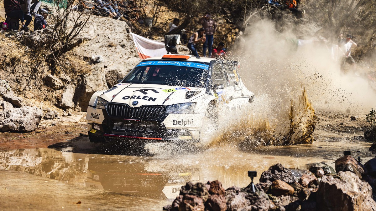 Rajdowe MŚ: W Meksyku Kajetanowicz piąty w WRC2, Ogier liderem