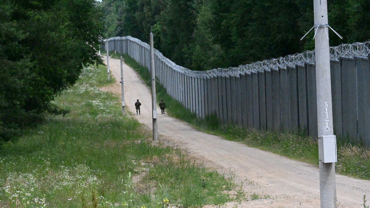 Żołnierz postrzelił migranta na polsko-białoruskiej granicy. Sprawę wyjaśnia Żandarmeria Wojskowa