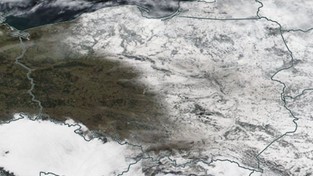 22.02.2021 09:00 Połowa Polski wciąż jest pod śniegiem. Zobacz okiem satelity, jak różnią się krajobrazy [ZDJĘCIA]