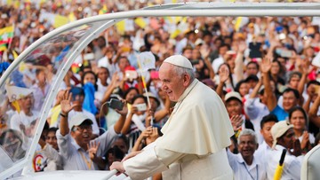 Papież: nie odpowiadać przemocą na przemoc