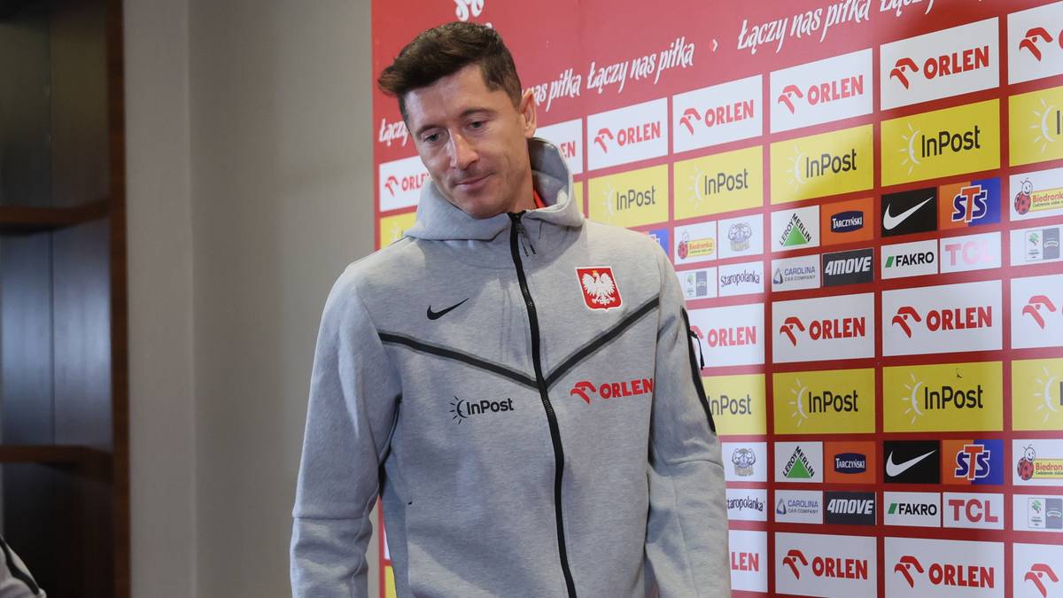 Trwa zgrupowanie, a tu nagły komunikat Lewandowskiego. Zwrócił się do legendy