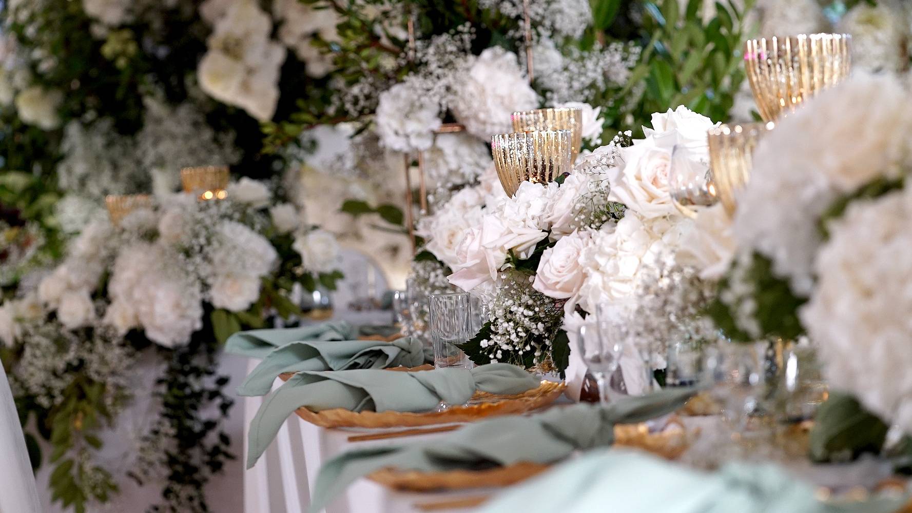 „Ślubne ABC”: Sposoby na świeże i piękne kwiaty