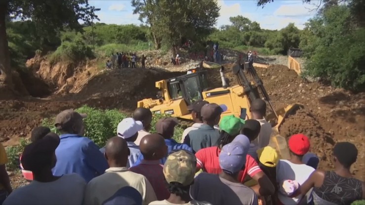 Ponad 60 górników uznanych za martwych po zalaniu dwóch kopalni złota w Zimbabwe