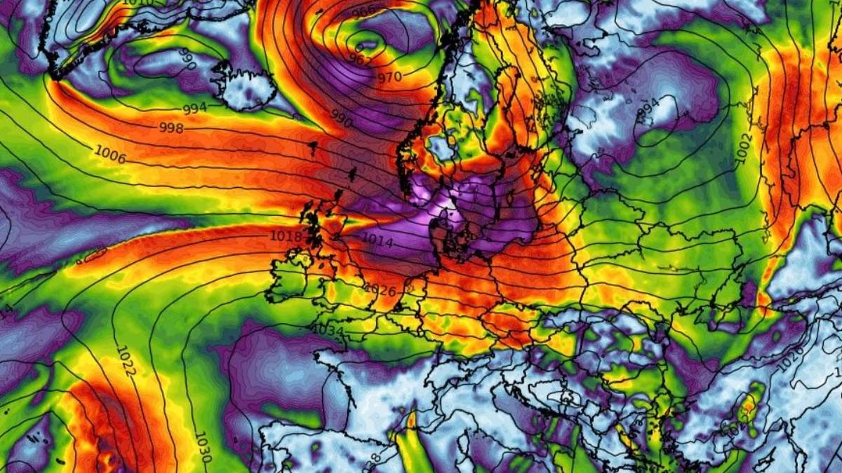 Niemal cała Polska w alertach. Na północy zamykają cmentarze