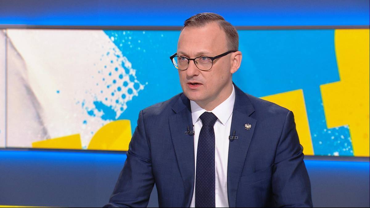 Rafał Leśkiewicz in "Graffiti". Watch from 7:40 a.m.