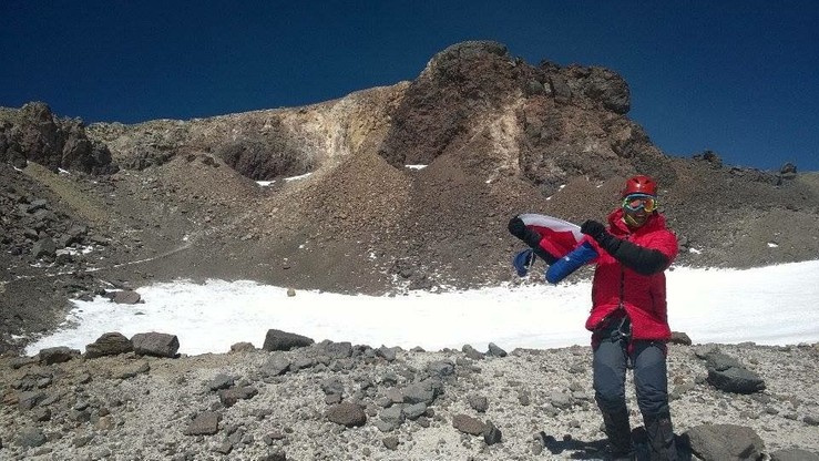 Ewa Wachowicz zdobyła najwyższy wulkan świata