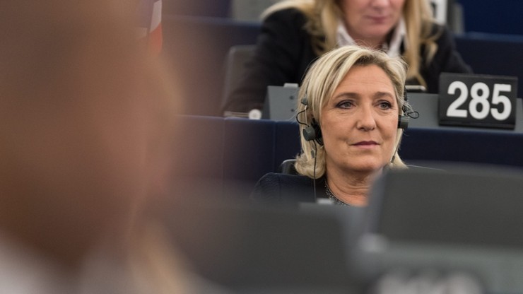 UE domaga się od Marine Le Pen zwrotu wyłudzonych pieniędzy