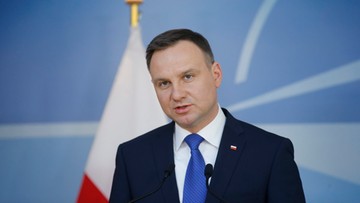 Polacy najbardziej ufają prezydentowi i premier. Słabo rozpoznają ministrów