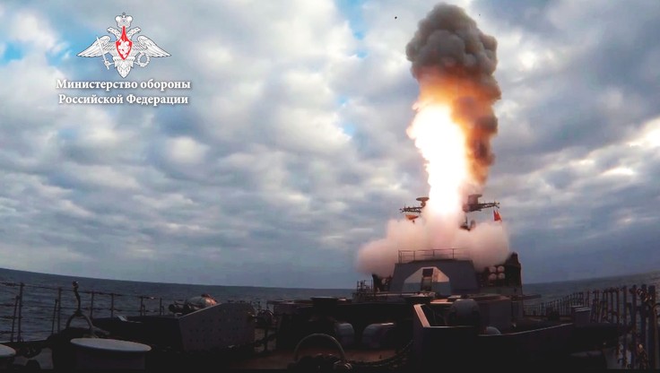 Rosja. Armia przetestowała na Morzu Japońskim nowy zestaw rakietowy Otwiet