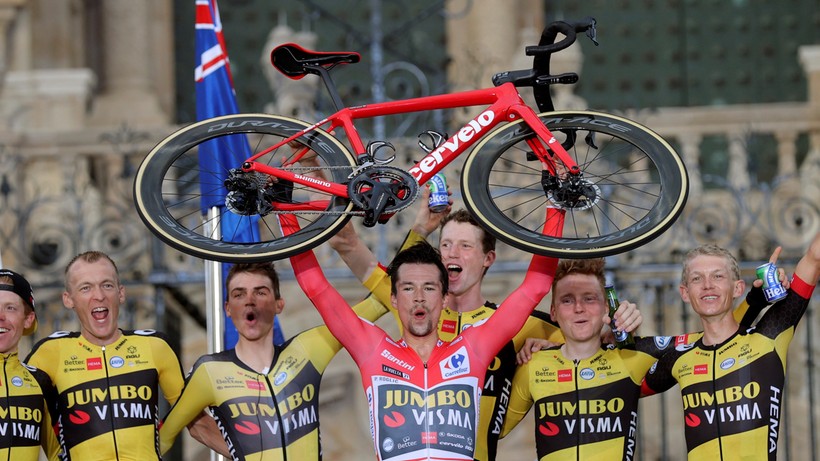 Vuelta a Espana: Trzecie z rzędu zwycięstwo Primoza Roglica