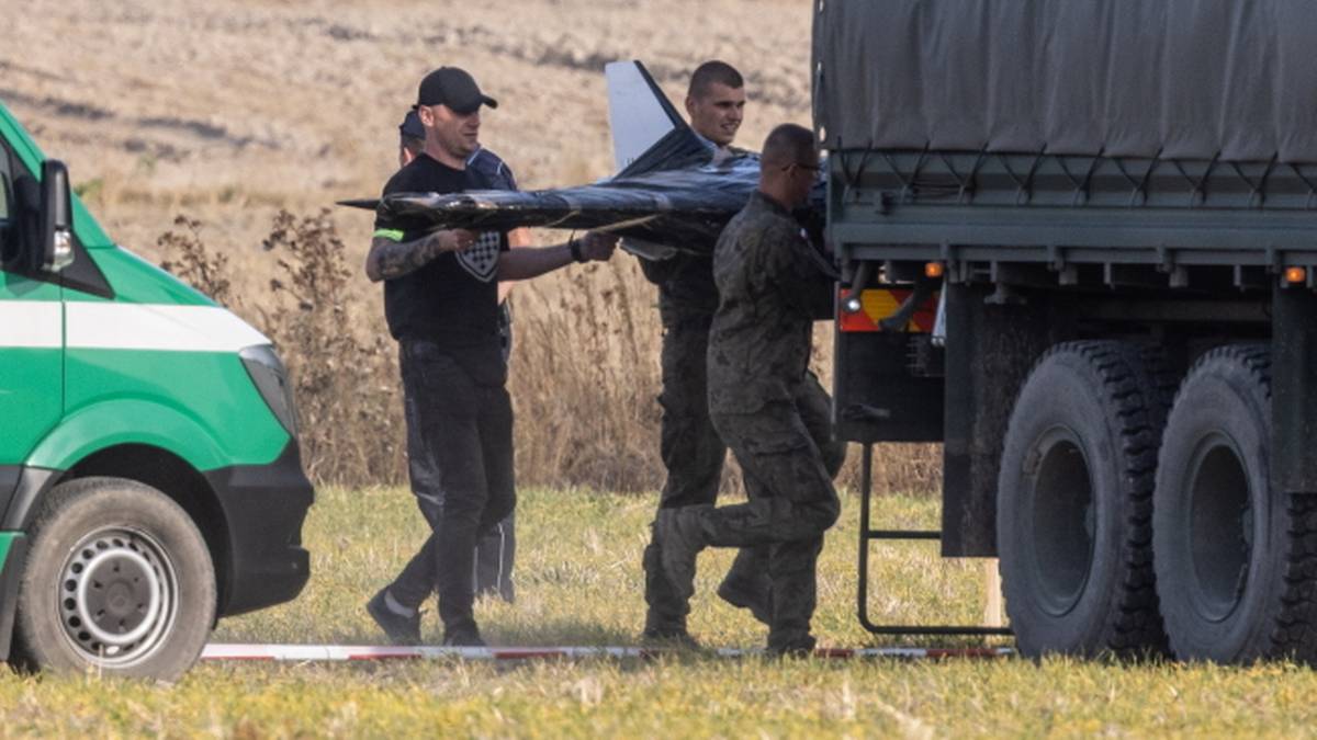 Było więcej dronów. Prezydencki minister ujawnia