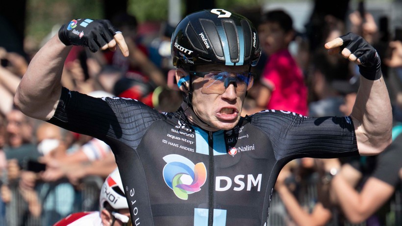 Giro d'Italia: Alberto Dainese wygrał 11. etap. Juan Pedro Lopez nadal liderem