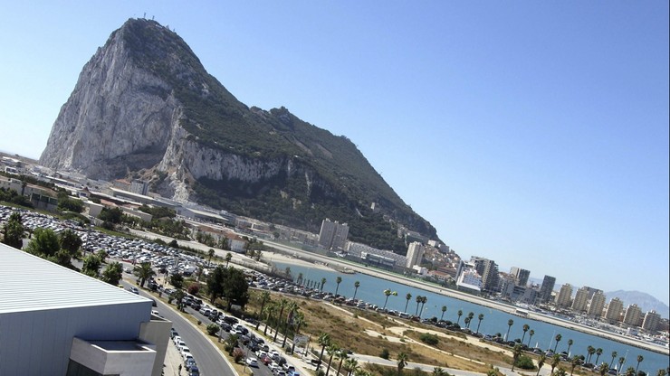 Brytyjska marynarka wojenna: hiszpański okręt naruszył wody terytorialne Gibraltaru