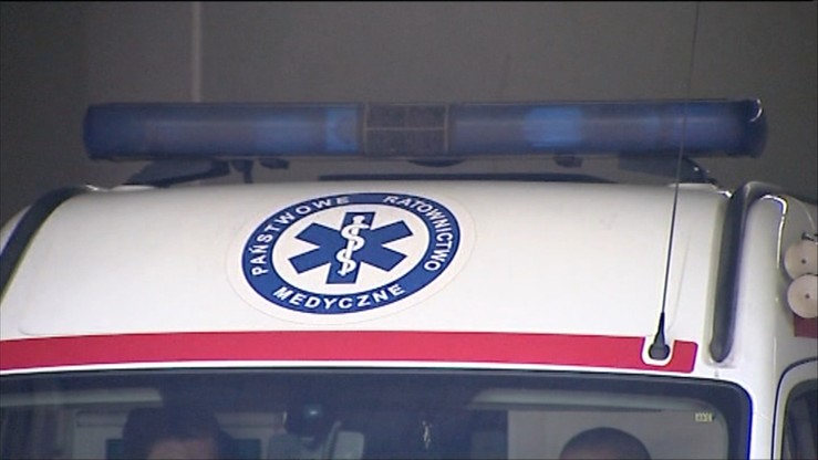 Szesnastomiesięczne dziecko wypadło z okna w Chełmnie. Jest w ciężkim stanie