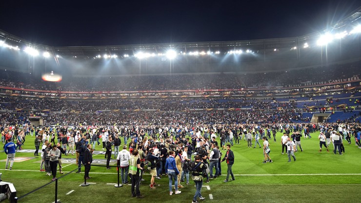 Liga Europy: UEFA ukarała Olympique Lyon i Besiktas Stambuł